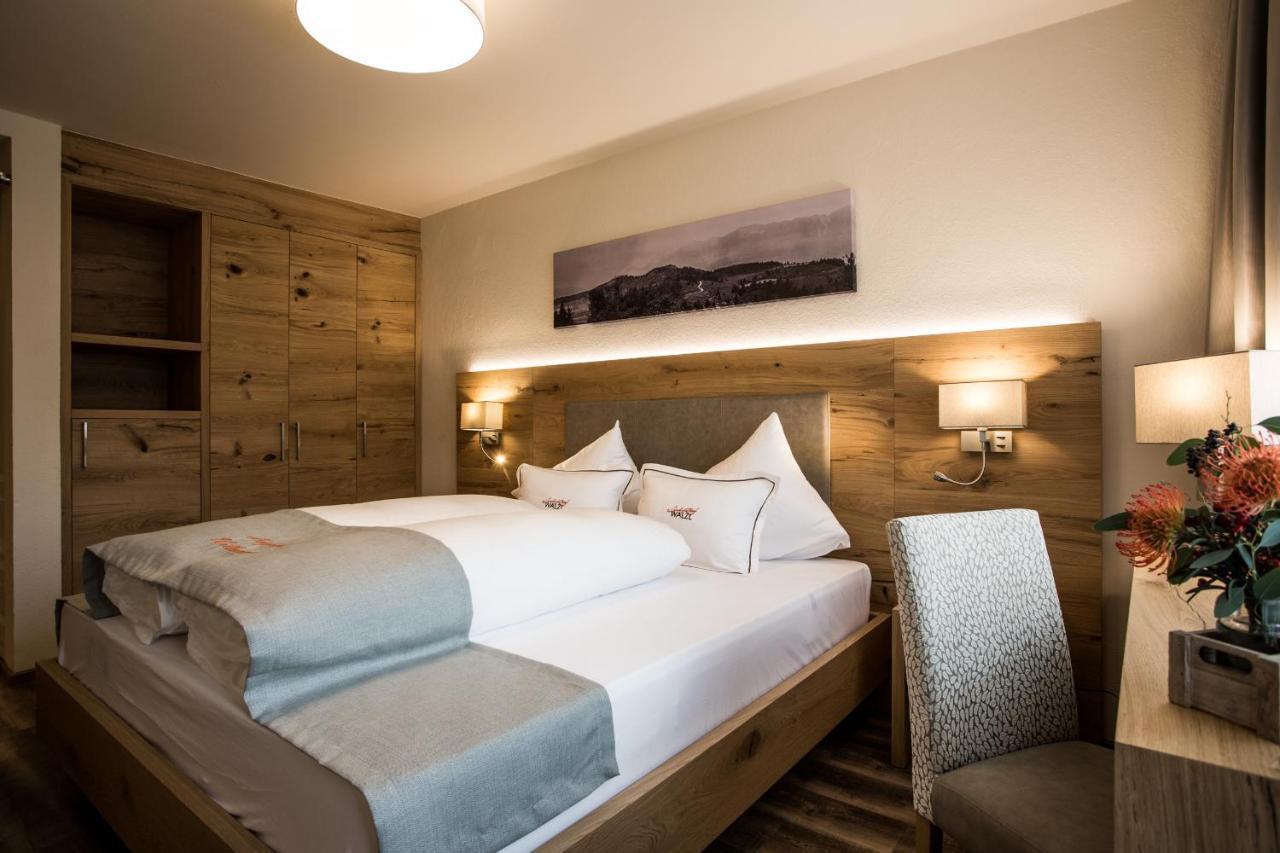 Der Walzl Hotel Lans Bagian luar foto